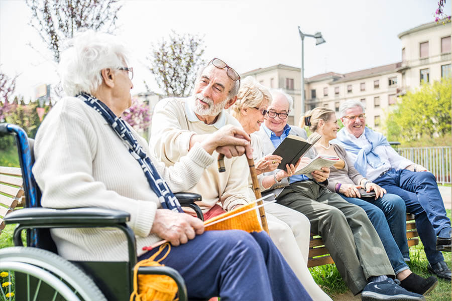 Rittenhouse Village At Portage Residents Enjoying Time Outside