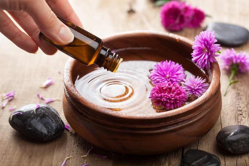 Surprising Benefits Of Aromatherapy For Seniors Rittenhouse Village
